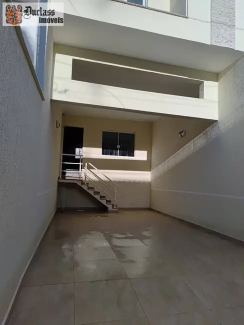 Foto 1 de Sobrado com 3 quartos à venda, 240m2 em Campestre, Santo Andre - SP