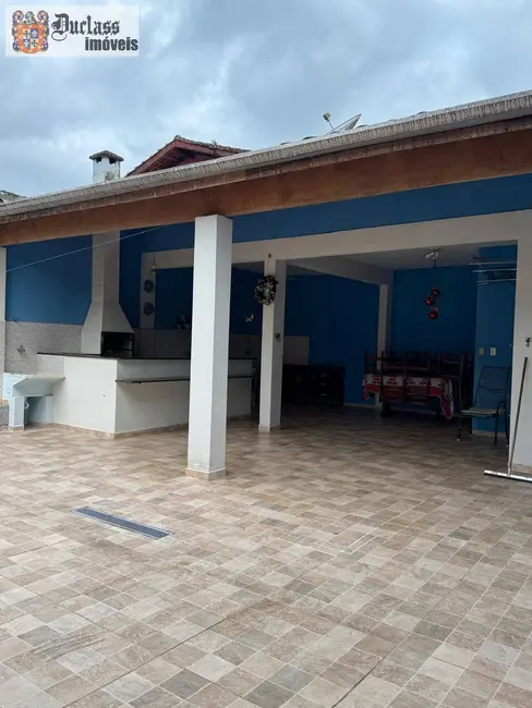 Foto 4 de Casa com 4 quartos à venda, 165m2 em Ubatuba - SP