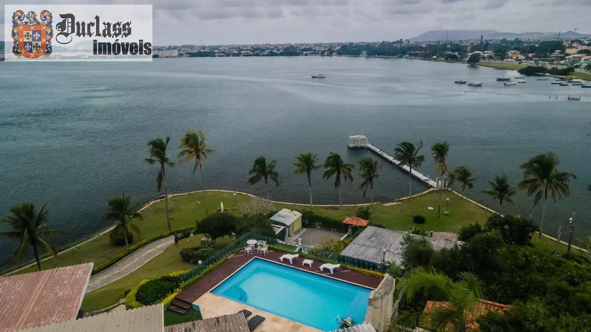 Foto 3 de Casa com 6 quartos à venda, 1000m2 em Praia do Siqueira, Cabo Frio - RJ