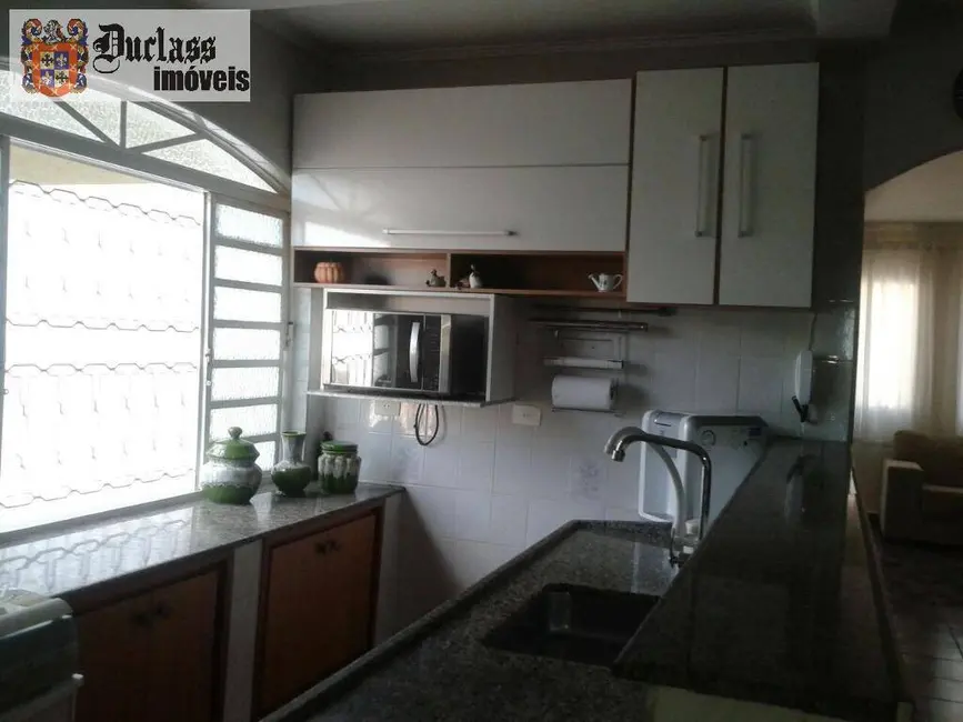Sobrado com 4 quartos à venda, 300m2 em Vila Esperia ou Giglio, Atibaia - SP - imagem 5 Foto 5 de Sobrado com 4 quartos à venda, 300m2 em Vila Esperia ou Giglio, Atibaia - SP