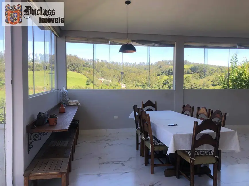 Casa com 3 quartos à venda, 212m2 em Condomínio Jardim Flamboyan, Braganca Paulista - SP - imagem 4 Foto 4 de Casa com 3 quartos à venda, 212m2 em Condomínio Jardim Flamboyan, Braganca Paulista - SP