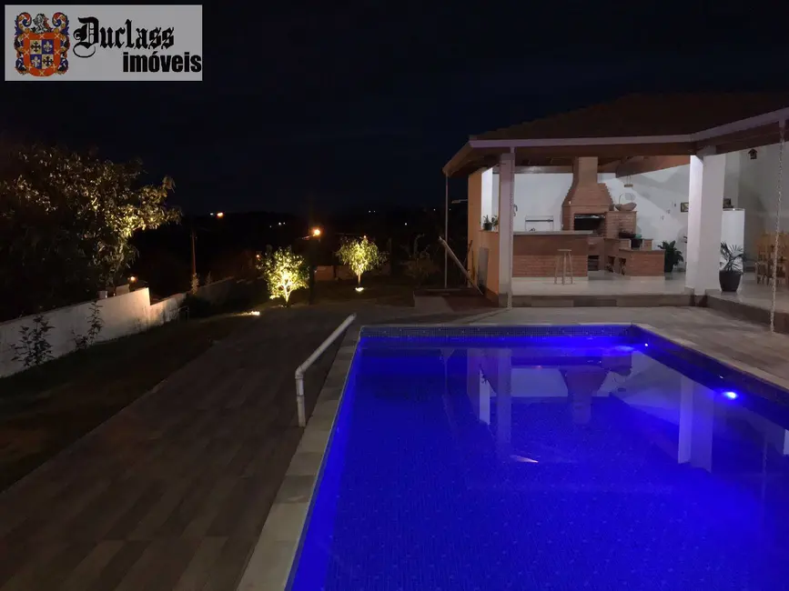 Chácara com 3 quartos à venda, 350m2 em Vargem - SP - imagem 3 Foto 3 de Chácara com 3 quartos à venda, 350m2 em Vargem - SP