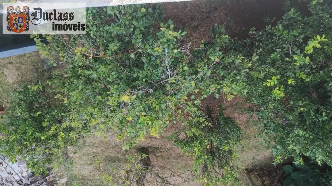 Foto 2 de Sobrado com 3 quartos à venda, 400m2 em Condomínio Flamboyant-B, Atibaia - SP