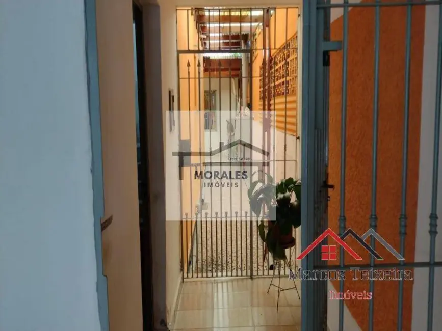 Foto 2 de Casa com 2 quartos à venda, 110m2 em Osasco - SP