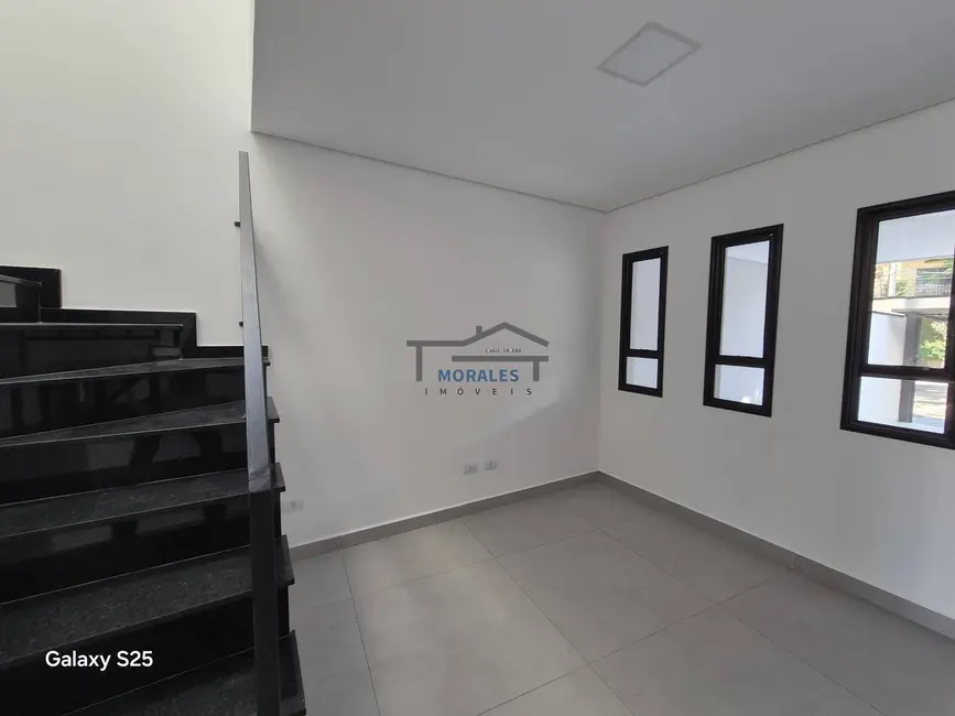 Foto 3 de Sobrado com 3 quartos à venda, 115m2 em Bela Vista, Osasco - SP