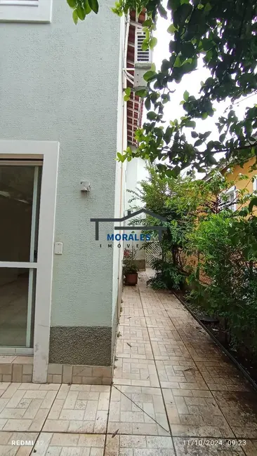 Foto 5 de Sobrado com 3 quartos à venda, 166m2 em Parque Rincão, Cotia - SP