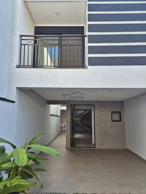 Sobrado com 3 quartos à venda, 188m2 em Bela Vista, Osasco - SP - imagem 3 Foto 3 de Sobrado com 3 quartos à venda, 188m2 em Bela Vista, Osasco - SP