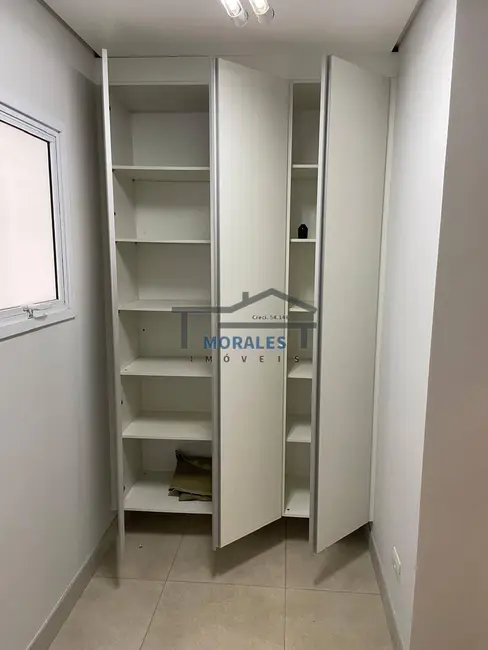 Casa com 4 quartos à venda, 600m2 em City Bussocaba, Osasco - SP - imagem 4 Foto 4 de Casa com 4 quartos à venda, 600m2 em City Bussocaba, Osasco - SP
