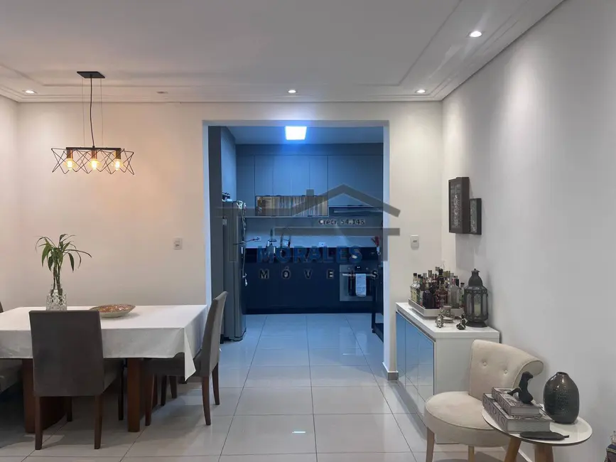 Foto 2 de Sobrado com 2 quartos à venda, 158m2 em Pestana, Osasco - SP