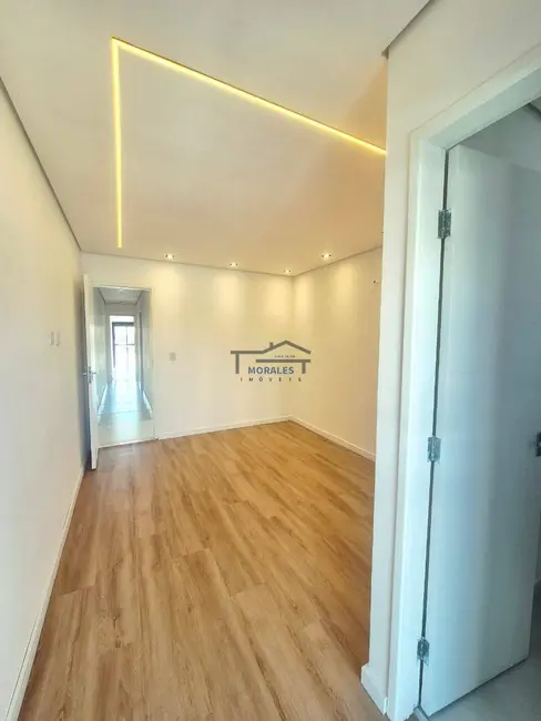 Foto 6 de Sobrado com 3 quartos à venda, 120m2 em Bela Vista, Osasco - SP