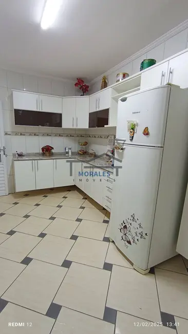 Sobrado com 3 quartos à venda, 151m2 em Osasco - SP - imagem 5 Foto 5 de Sobrado com 3 quartos à venda, 151m2 em Osasco - SP