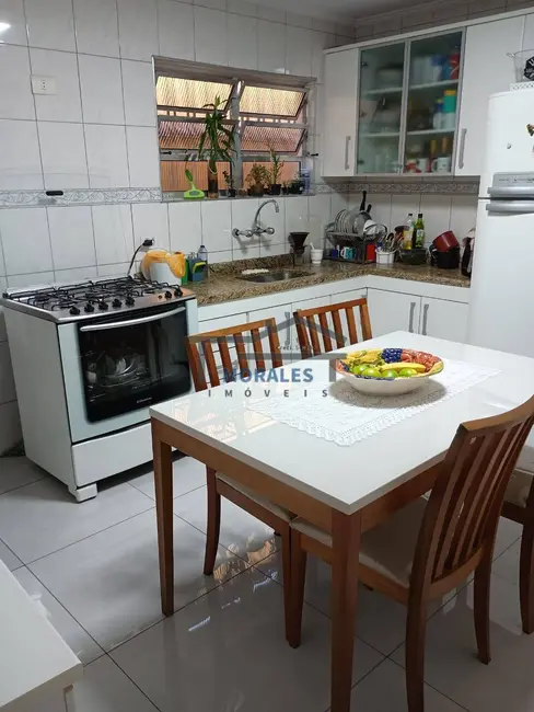 Casa com 3 quartos à venda, 144m2 em Pestana, Osasco - SP - imagem 6 Foto 6 de Casa com 3 quartos à venda, 144m2 em Pestana, Osasco - SP