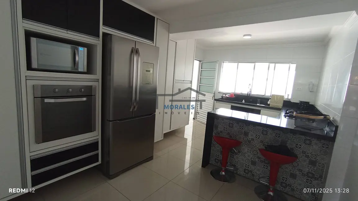 Foto 6 de Casa com 3 quartos à venda, 228m2 em Cidade das Flores, Osasco - SP