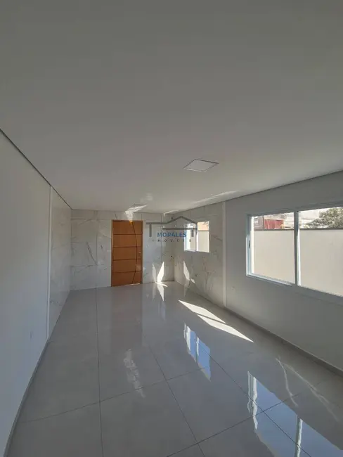 Sobrado com 3 quartos à venda, 140m2 em Bela Vista, Osasco - SP - imagem 4 Foto 4 de Sobrado com 3 quartos à venda, 140m2 em Bela Vista, Osasco - SP