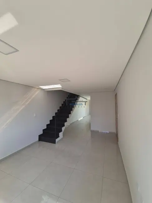 Sobrado com 3 quartos à venda, 140m2 em Bela Vista, Osasco - SP - imagem 9 Foto 9 de Sobrado com 3 quartos à venda, 140m2 em Bela Vista, Osasco - SP