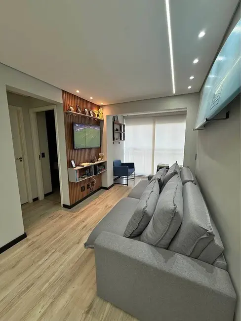 Apartamento com 2 quartos à venda, 50m2 em Jardim Roberto, Osasco - SP - imagem 4 Foto 4 de Apartamento com 2 quartos à venda, 50m2 em Jardim Roberto, Osasco - SP