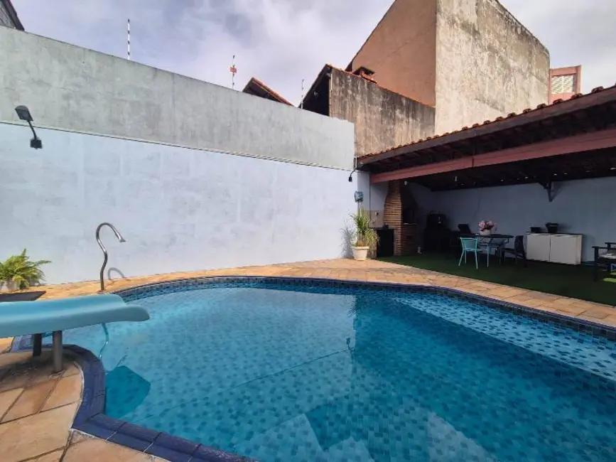 Foto 1 de Casa com 3 quartos à venda, 160m2 em City Bussocaba, Osasco - SP