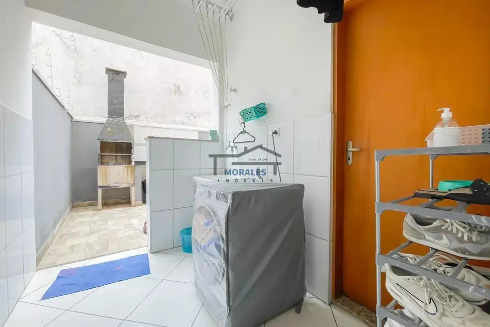 Foto 3 de Casa com 3 quartos à venda, 225m2 em Cipava, Osasco - SP