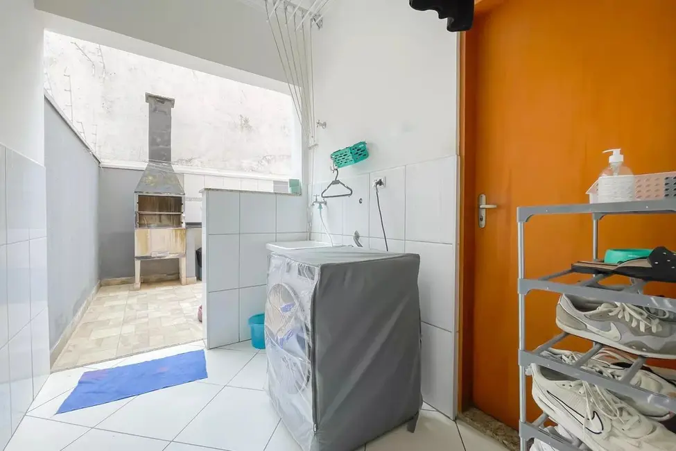 Foto 3 de Casa com 3 quartos à venda, 225m2 em Cipava, Osasco - SP