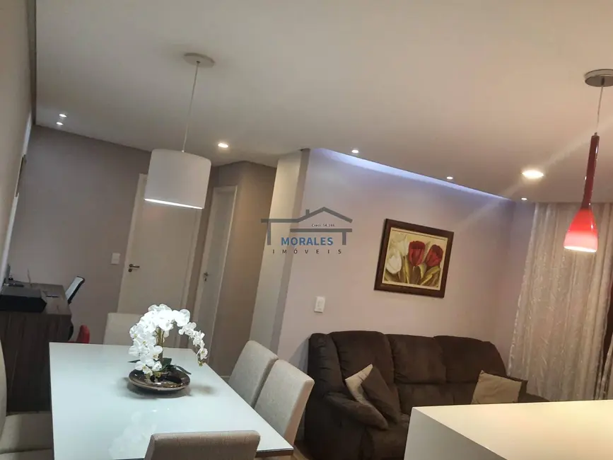 Foto 2 de Apartamento com 2 quartos à venda, 58m2 em Vila Santa Terezinha, Carapicuiba - SP
