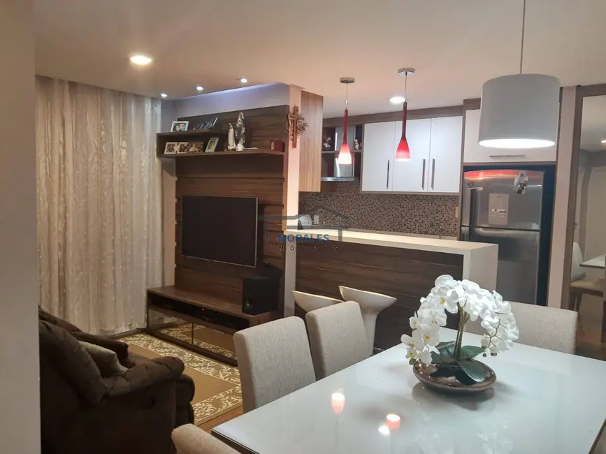 Foto 1 de Apartamento com 2 quartos à venda, 58m2 em Vila Santa Terezinha, Carapicuiba - SP