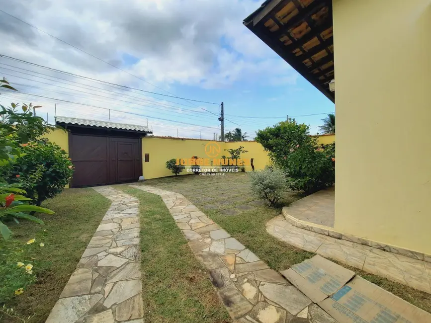 Foto 5 de Casa com 2 quartos à venda, 215m2 em Jardim Britânia, Caraguatatuba - SP