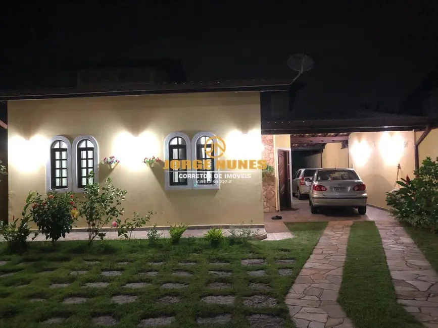 Foto 6 de Casa com 2 quartos à venda, 215m2 em Jardim Britânia, Caraguatatuba - SP
