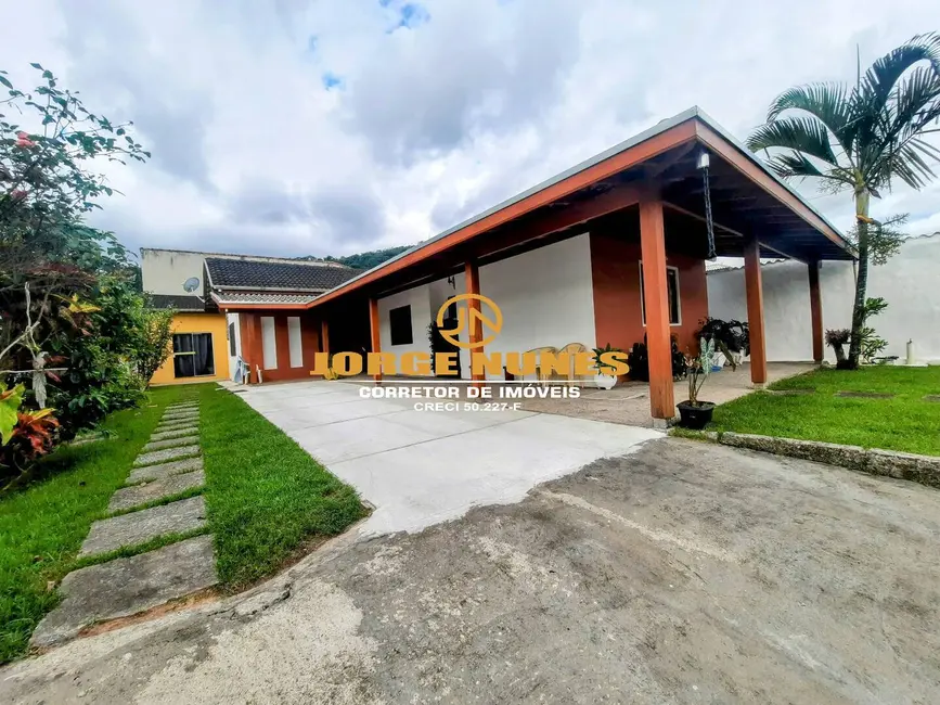 Foto 3 de Casa com 2 quartos à venda, 274m2 em Jardim Califórnia, Caraguatatuba - SP