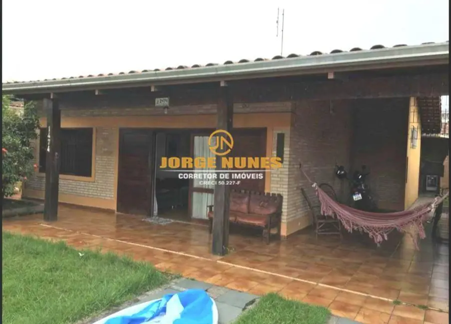 Foto 3 de Casa com 3 quartos à venda em Caraguatatuba - SP