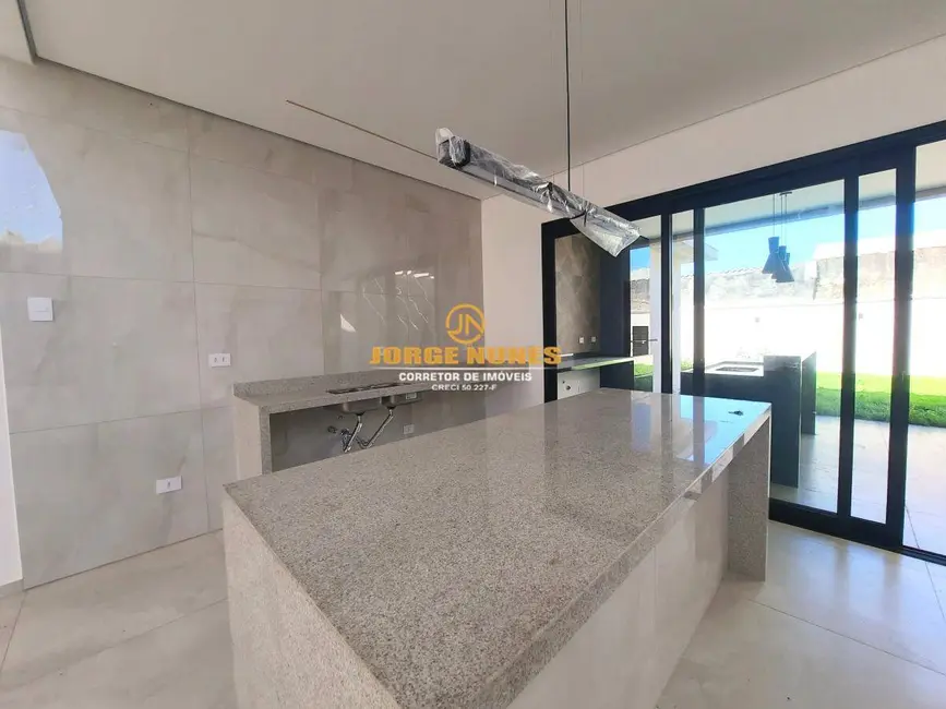 Casa com 3 quartos à venda, 179m2 em Pontal de Santa Marina, Caraguatatuba - SP - imagem 8 Foto 8 de Casa com 3 quartos à venda, 179m2 em Pontal de Santa Marina, Caraguatatuba - SP