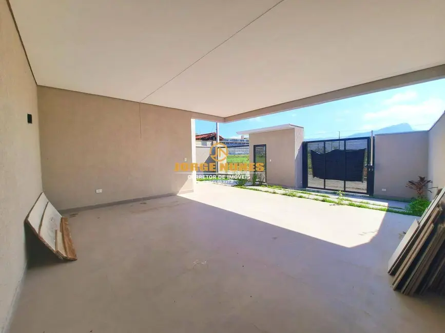 Casa com 3 quartos à venda, 179m2 em Pontal de Santa Marina, Caraguatatuba - SP - imagem 5 Foto 5 de Casa com 3 quartos à venda, 179m2 em Pontal de Santa Marina, Caraguatatuba - SP