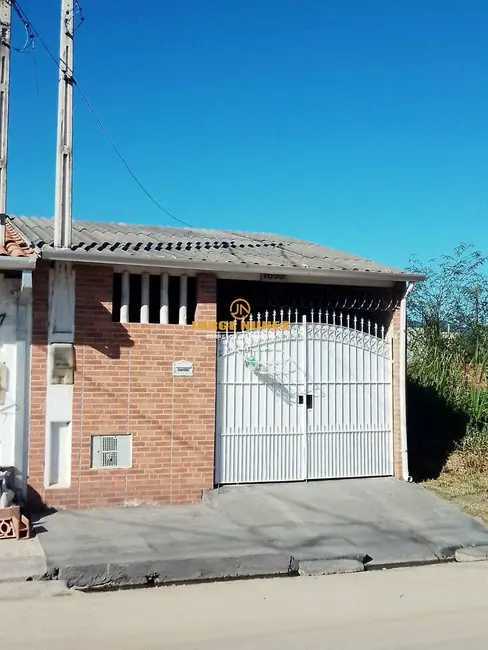 Foto 1 de Casa com 2 quartos à venda, 100m2 em Balneário dos Golfinhos, Caraguatatuba - SP