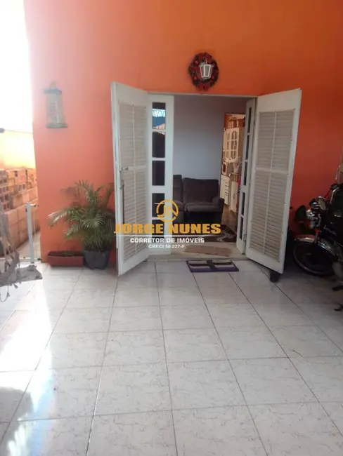 Casa com 2 quartos à venda, 100m2 em Balneário dos Golfinhos, Caraguatatuba - SP - imagem 2 Foto 2 de Casa com 2 quartos à venda, 100m2 em Balneário dos Golfinhos, Caraguatatuba - SP