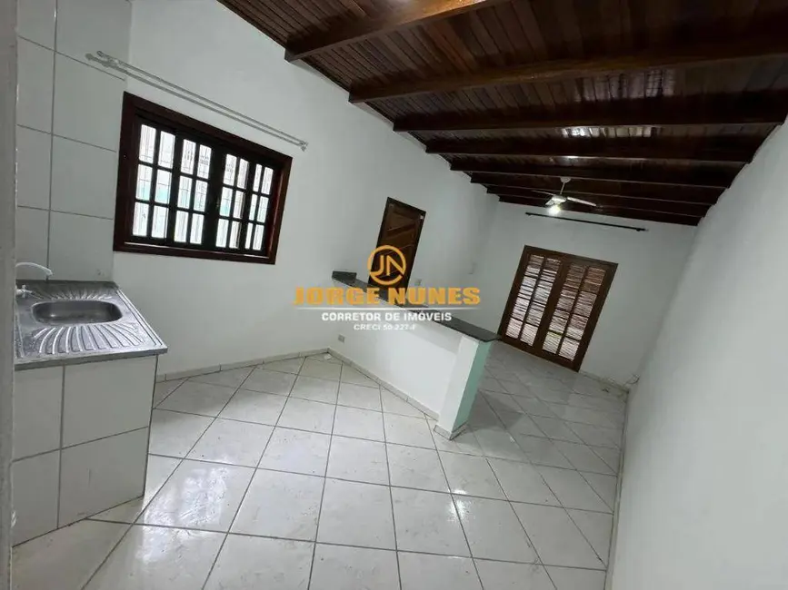 Foto 8 de Casa com 2 quartos à venda, 85m2 em Jardim Tarumãs, Caraguatatuba - SP