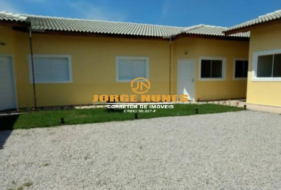 Foto 1 de Casa com 2 quartos à venda, 47m2 em Caraguatatuba - SP