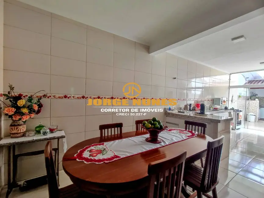 Foto 10 de Sobrado à venda, 450m2 em Caraguatatuba - SP