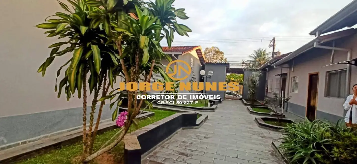 Foto 2 de Casa com 2 quartos à venda em Caraguatatuba - SP