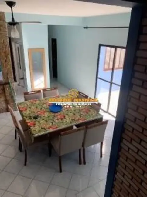Foto 8 de Sobrado com 3 quartos à venda, 200m2 em Caraguatatuba - SP