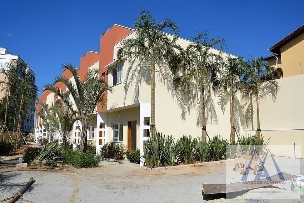 Foto 1 de Casa de Condomínio com 3 quartos para alugar, 87m2 em Vila Oliveira, Mogi Das Cruzes - SP