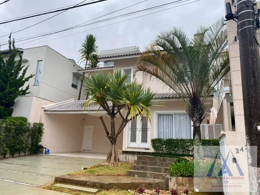 Foto 2 de Casa de Condomínio com 3 quartos à venda, 234m2 em Vila Oliveira, Mogi Das Cruzes - SP