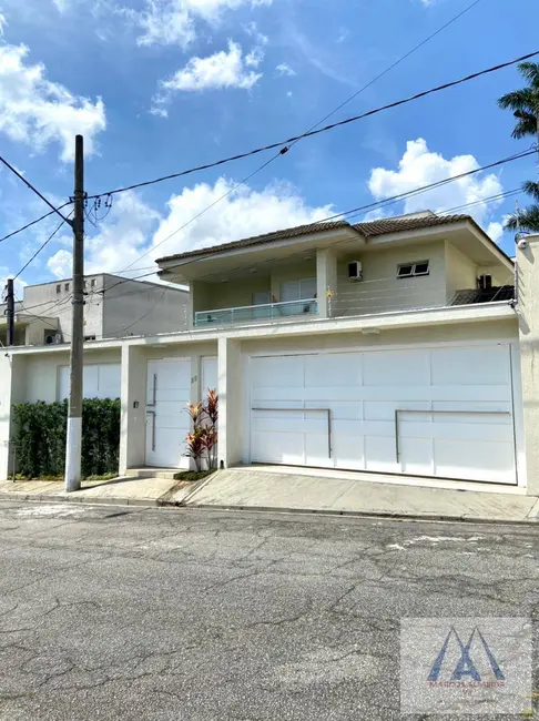 Foto 1 de Sobrado com 3 quartos à venda, 348m2 em Vila Nova Socorro, Mogi Das Cruzes - SP