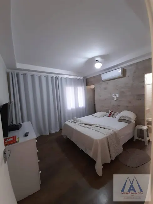 Foto 5 de Sobrado com 3 quartos à venda, 223m2 em Jardim Santa Teresa, Mogi Das Cruzes - SP