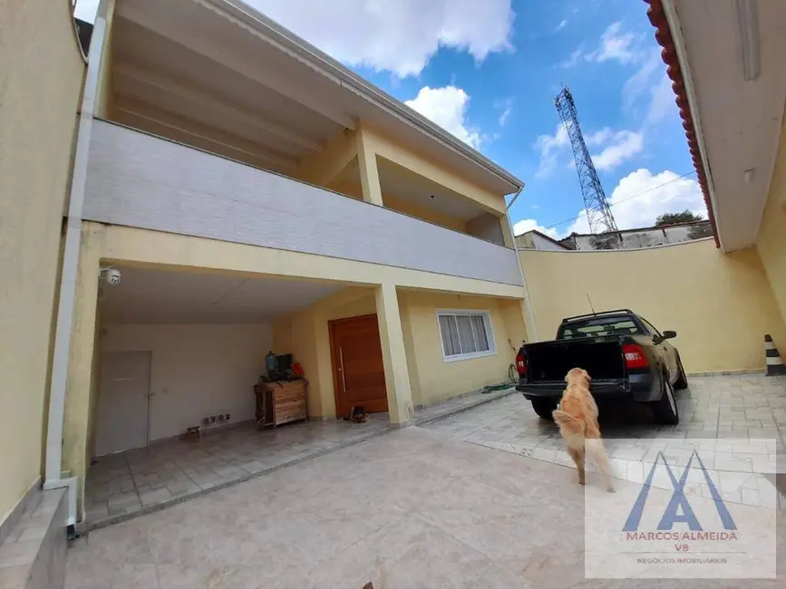 Foto 8 de Sobrado com 3 quartos à venda, 223m2 em Jardim Santa Teresa, Mogi Das Cruzes - SP