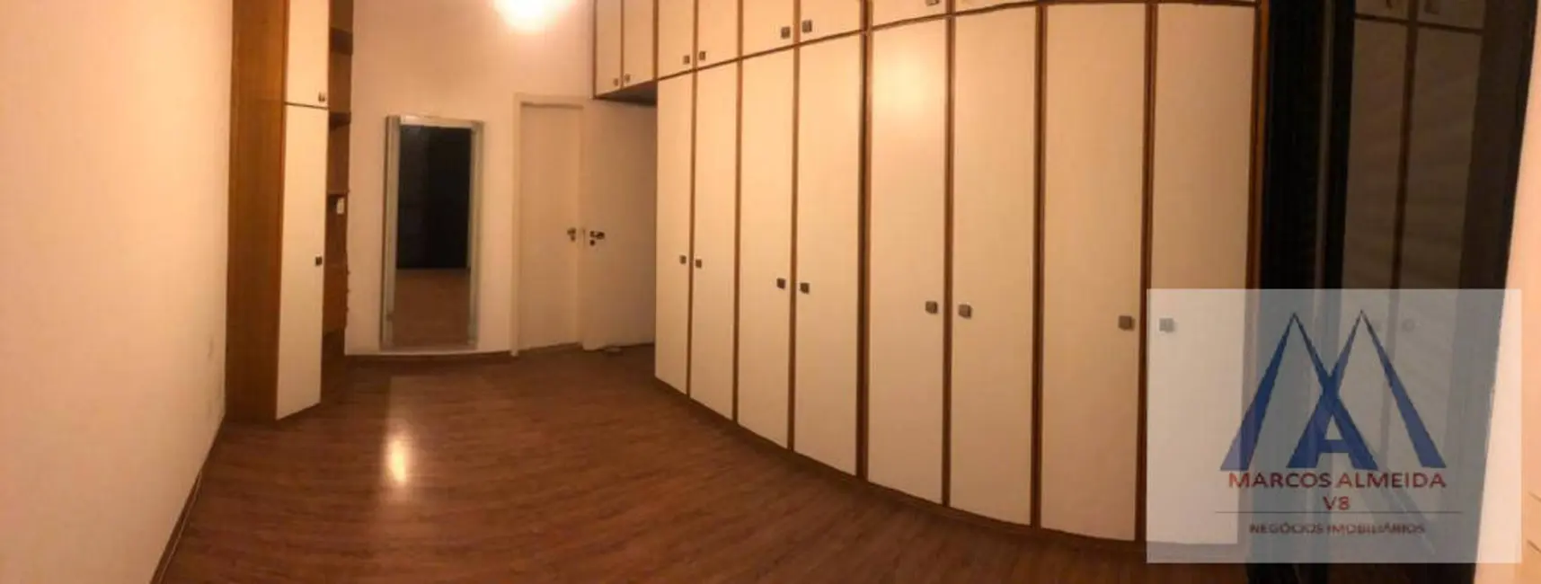 Foto 9 de Apartamento com 4 quartos à venda, 210m2 em Vila Vitória, Mogi Das Cruzes - SP