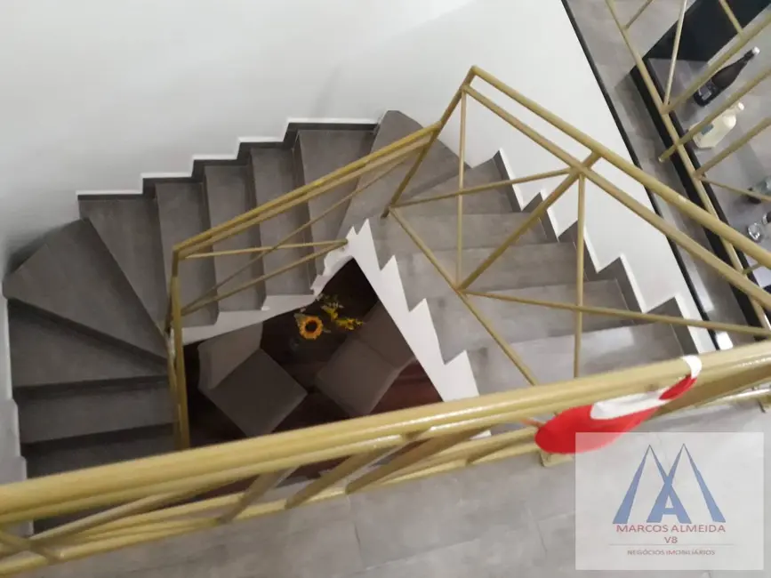 Foto 8 de Casa com 3 quartos à venda, 95m2 em Vila Suissa, Mogi Das Cruzes - SP