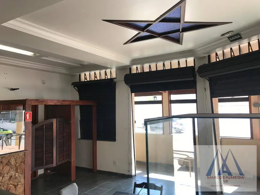 Foto 3 de Sala Comercial à venda, 112m2 em Jardim São Pedro, Mogi Das Cruzes - SP
