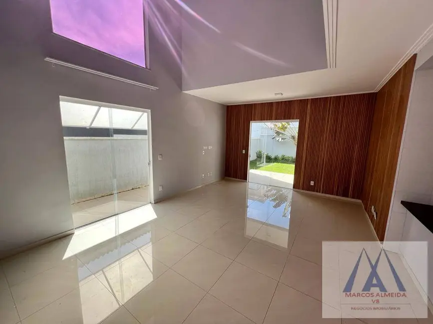 Foto 5 de Casa de Condomínio com 3 quartos à venda, 240m2 em Botujuru, Mogi Das Cruzes - SP