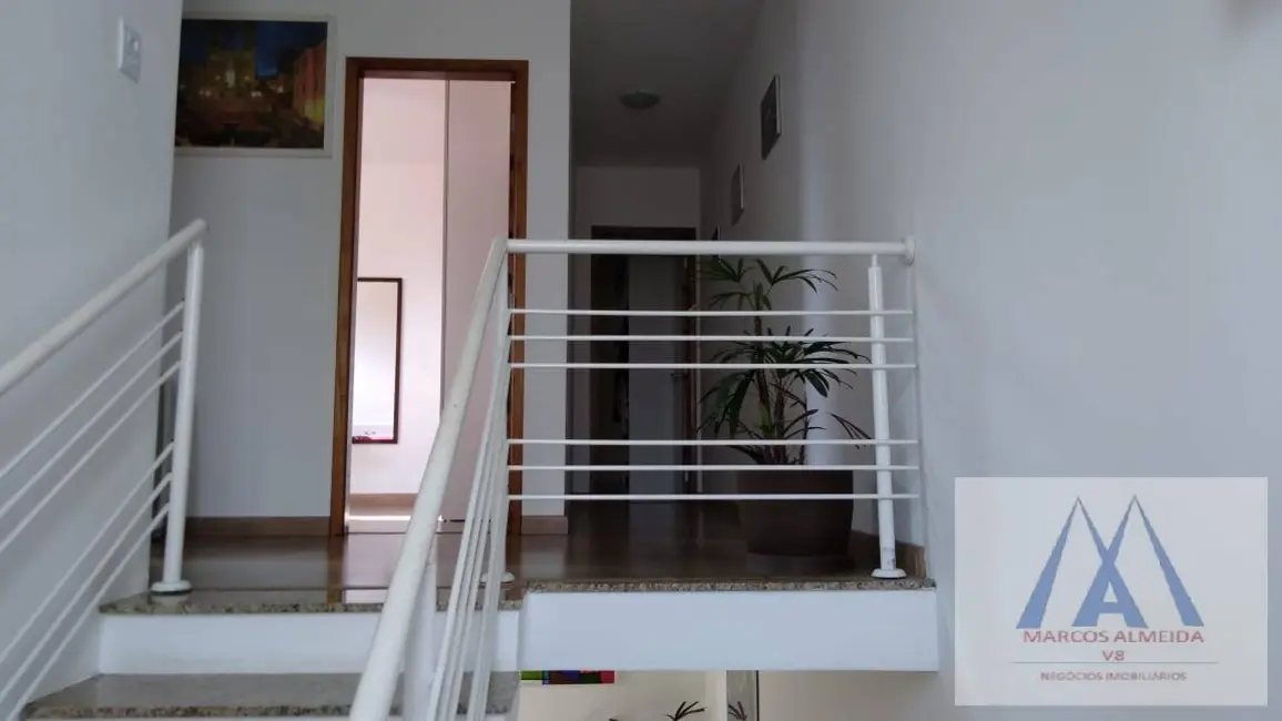 Foto 6 de Sobrado com 3 quartos à venda, 180m2 em Vila Cecília, Mogi Das Cruzes - SP