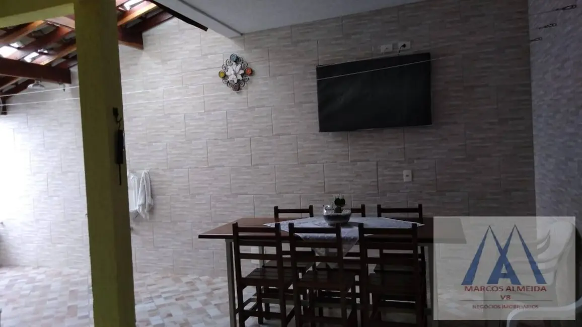 Foto 3 de Sobrado com 3 quartos à venda, 180m2 em Vila Cecília, Mogi Das Cruzes - SP