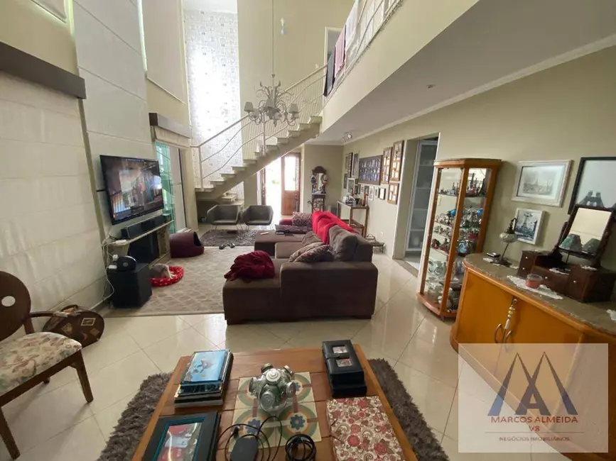 Foto 5 de Casa de Condomínio com 3 quartos à venda, 244m2 em Vila Oliveira, Mogi Das Cruzes - SP